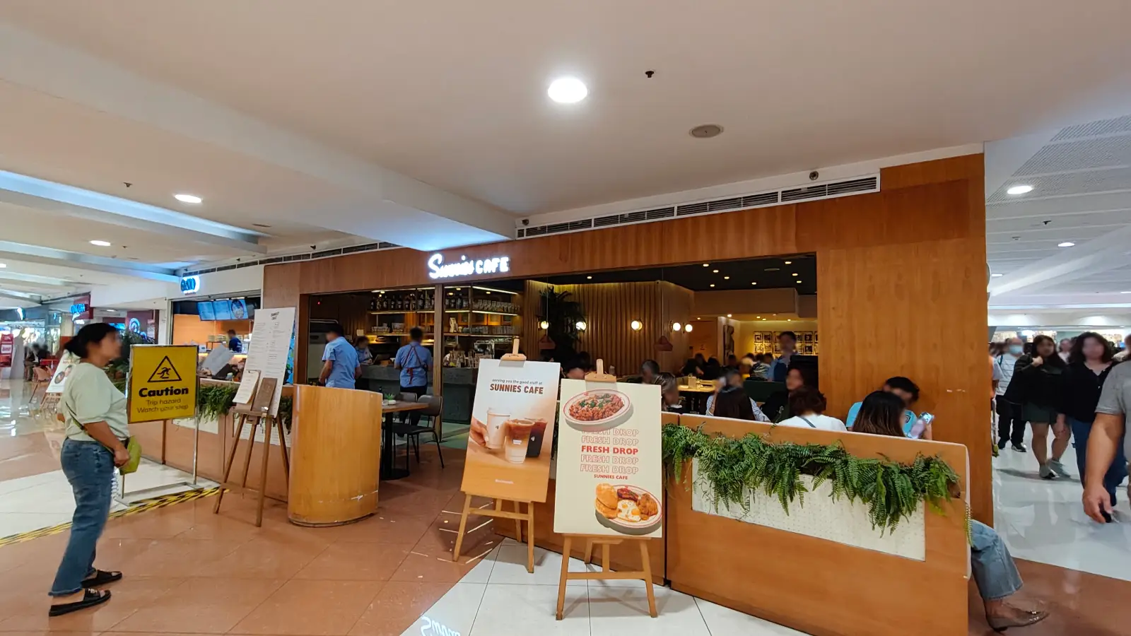 SUNNIES CAFE in SM Megamall